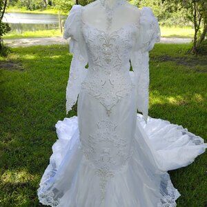 White mermaid trumpet vintage gown train preserved in box